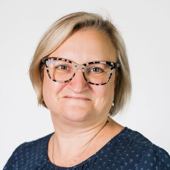 Elizabeth Pufall Jones